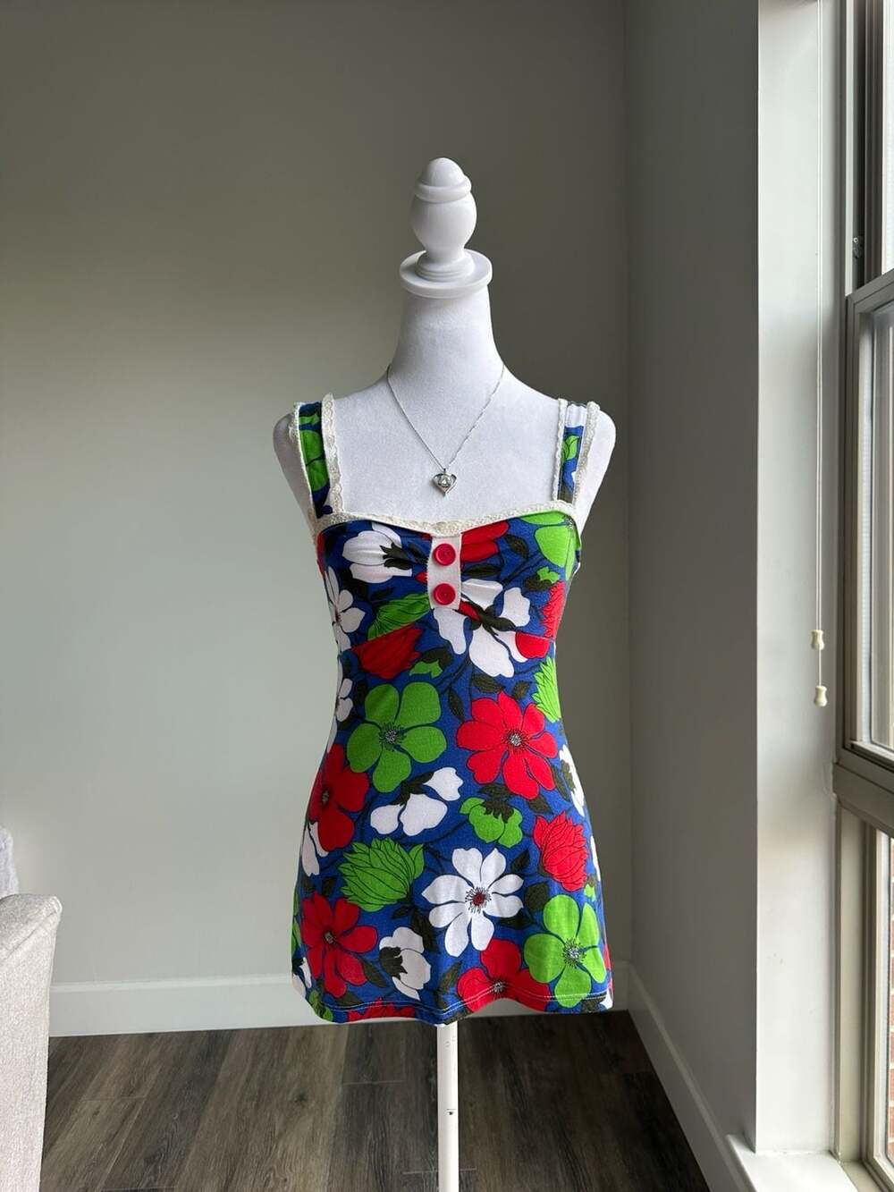 Wet Seal Vintage Y2K Floral Cami Top Small Lace Trim Multi Color Stretchy